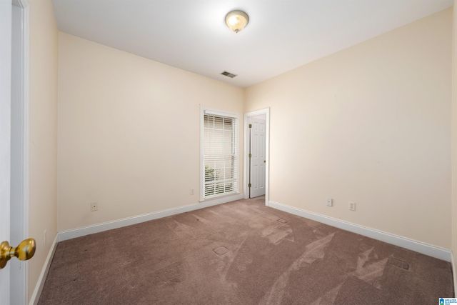 653 VILLAGE CREST CIRCLE, Hoover, AL 35226
