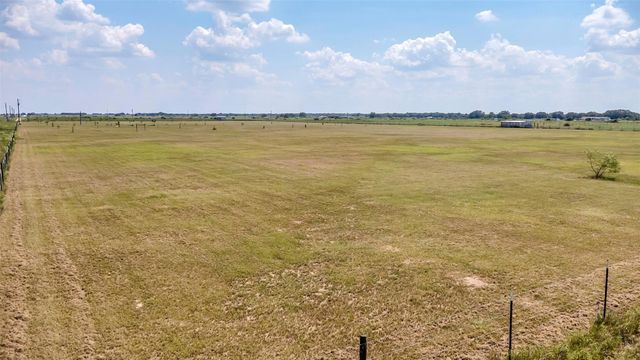 1257 County Road 141, Rock Island, TX 77470