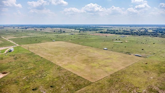 1257 County Road 141, Rock Island, TX 77470