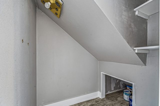 830 Threadneedle Street 240, Houston, TX 77079