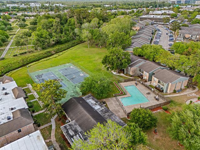 830 Threadneedle Street 240, Houston, TX 77079