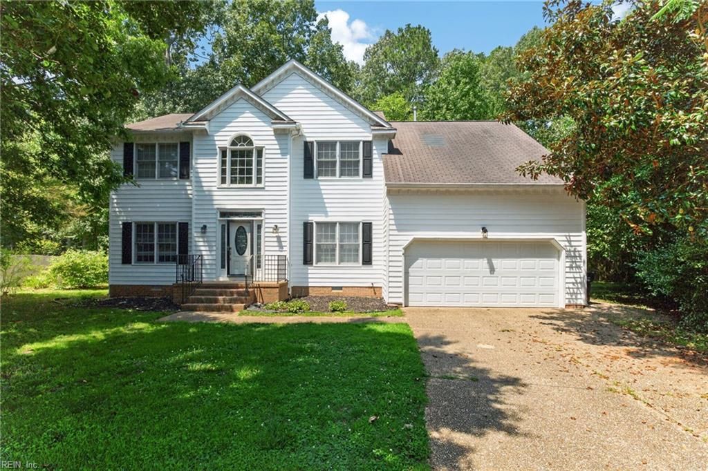 212 Halles RN, Yorktown, VA 23693