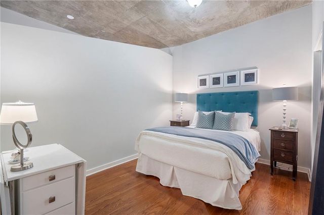 923 Peachtree Street NE 1827, Atlanta, GA 30309