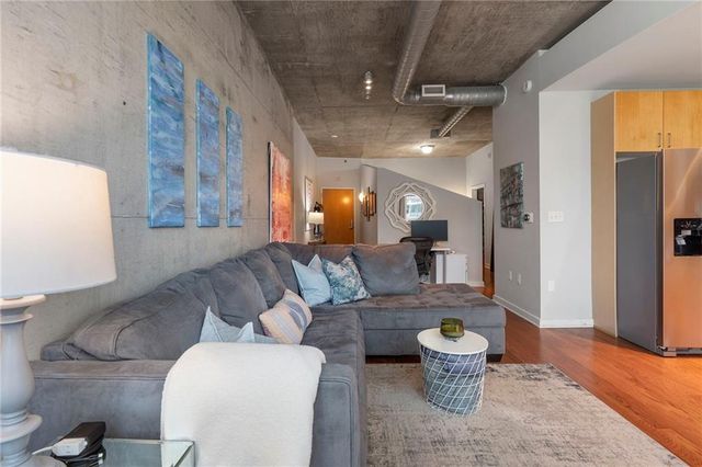 923 Peachtree Street NE 1827, Atlanta, GA 30309