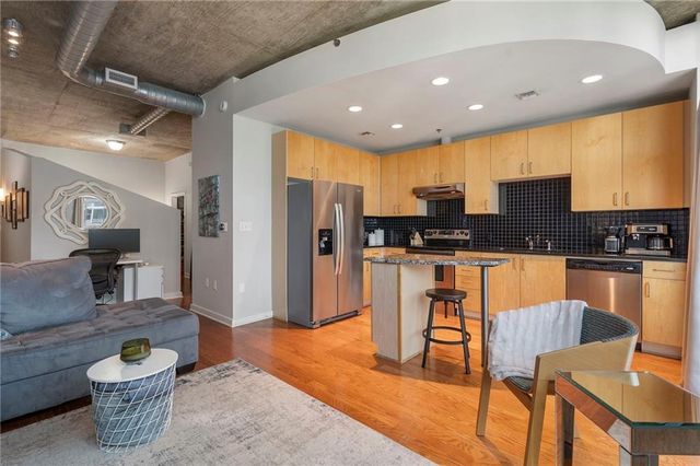 923 Peachtree Street NE 1827, Atlanta, GA 30309