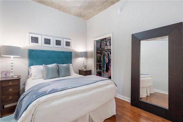 923 Peachtree Street NE 1827, Atlanta, GA 30309