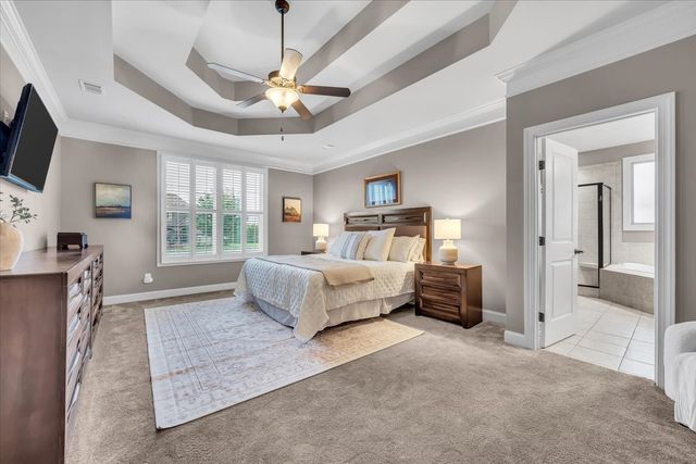 450 Huntington Dr, Lebanon, TN 37087