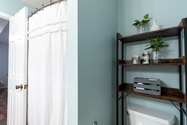 1044 Saltwood Road, Sumter, SC 29154