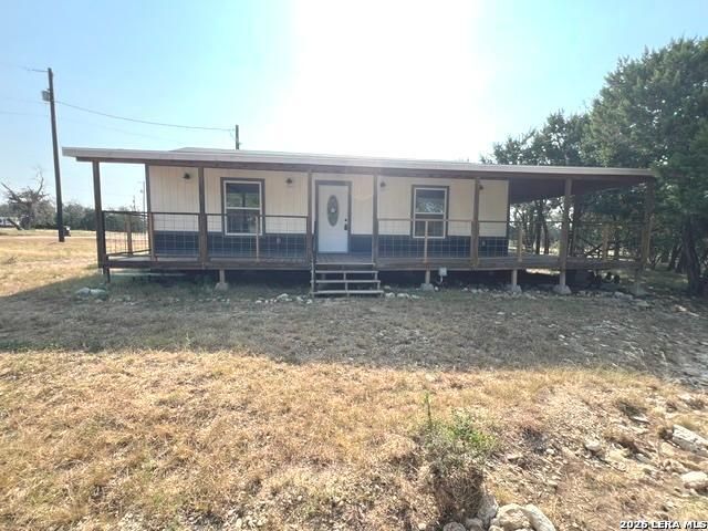 1614 Private Road 1518, Bandera, TX 78003