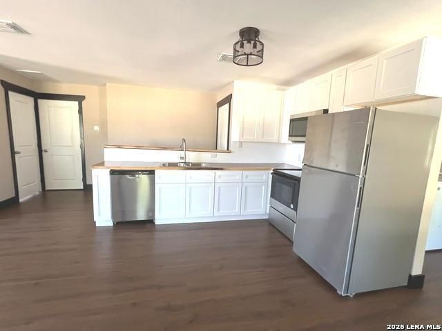 1614 Private Road 1518, Bandera, TX 78003