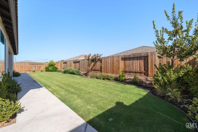 11126 Arundel Way, Bakersfield, CA 93311