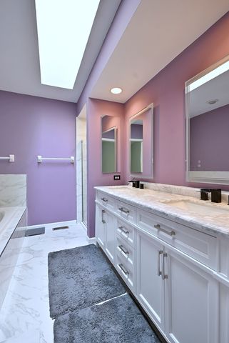 6145 Lincoln Avenue B, Morton Grove, IL 60053