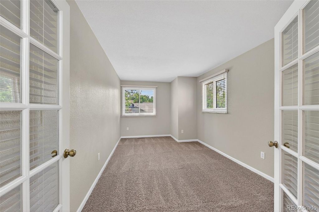 Image 24 of property listing at 3 Red Cedar, Littleton, CO 80127