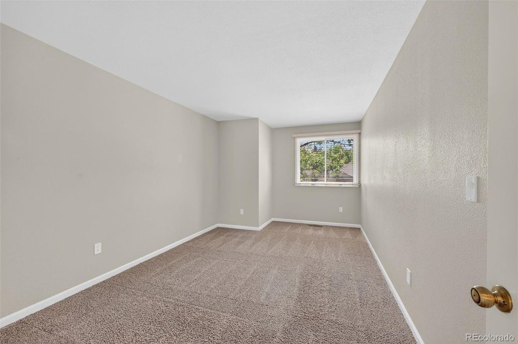 Image 25 of property listing at 3 Red Cedar, Littleton, CO 80127