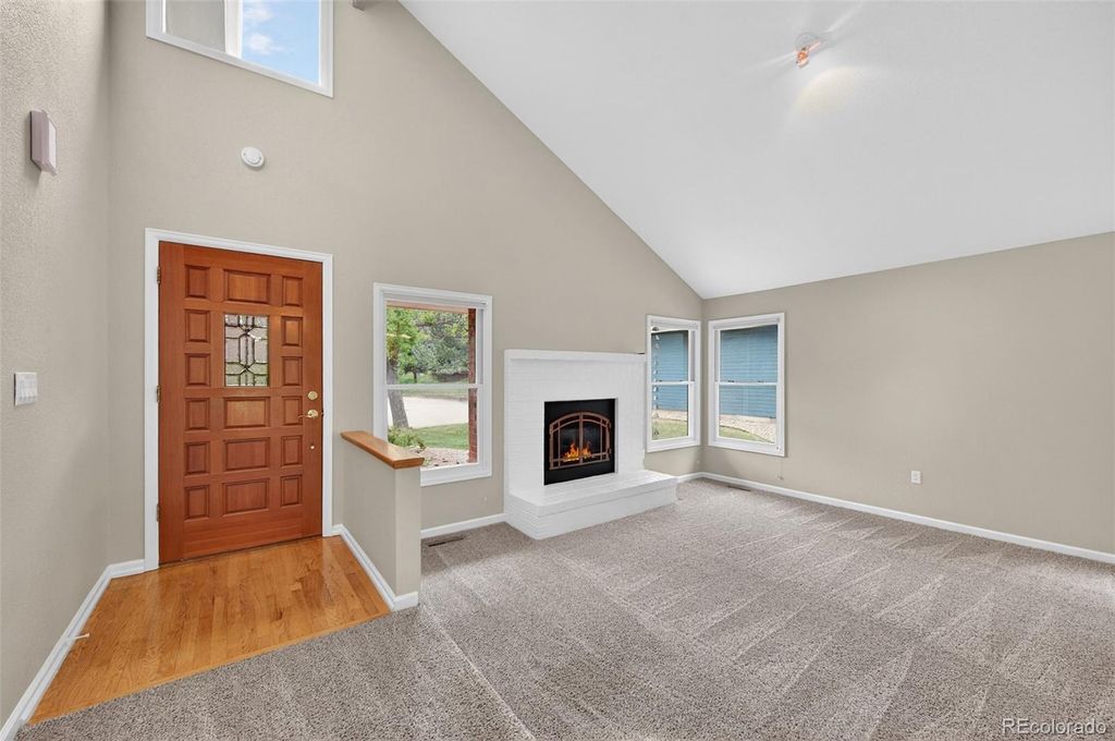 Image 5 of property listing at 3 Red Cedar, Littleton, CO 80127