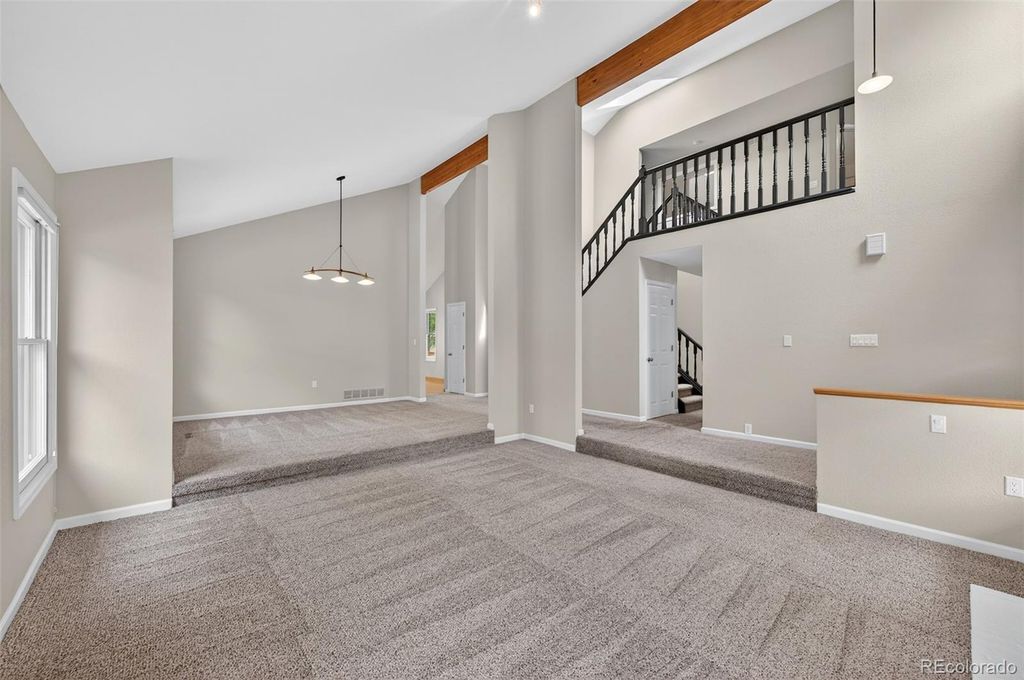 Image 7 of property listing at 3 Red Cedar, Littleton, CO 80127