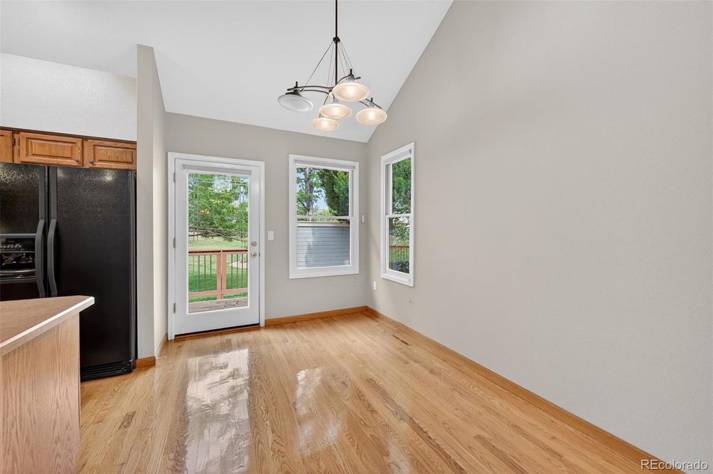 Image 10 of property listing at 3 Red Cedar, Littleton, CO 80127