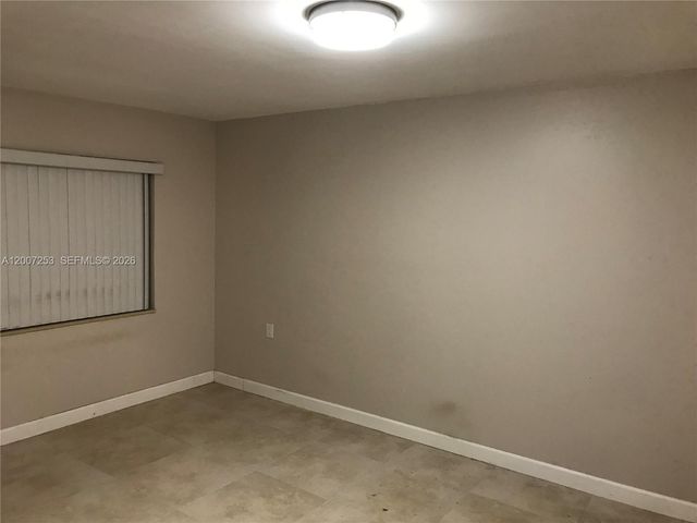 11237 SW 88th St 211-E, Miami, FL 33176