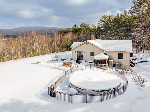 21 Highland Avenue, Canaan, NH 03741