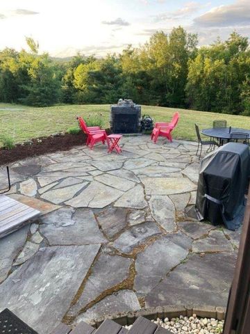 21 Highland Avenue, Canaan, NH 03741