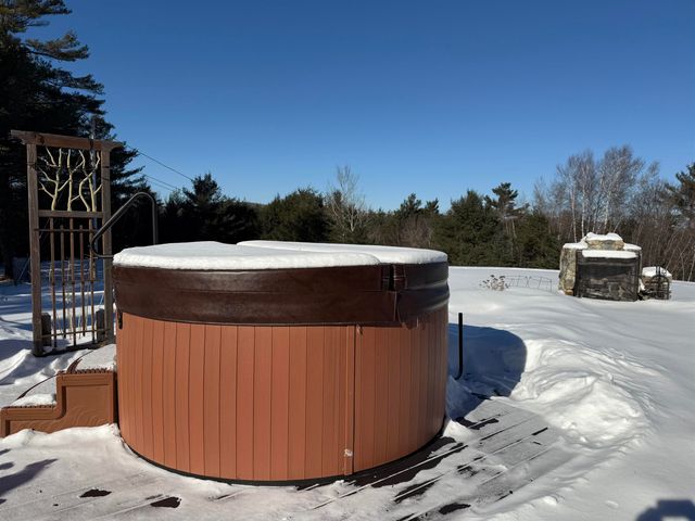 21 Highland Avenue, Canaan, NH 03741