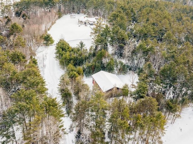 21 Highland Avenue, Canaan, NH 03741