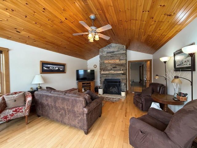 21 Highland Avenue, Canaan, NH 03741