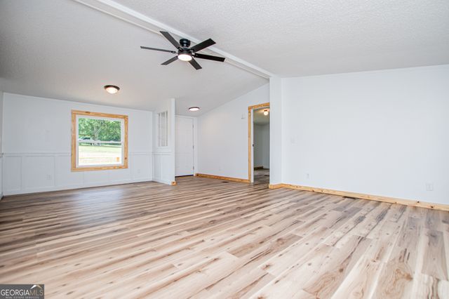 372 Wessmanor Drive, Bowdon, GA 30108