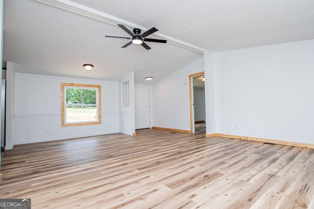 372 Wessmanor Drive, Bowdon, GA 30108