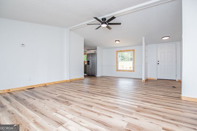 372 Wessmanor Drive, Bowdon, GA 30108