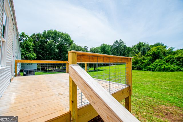 372 Wessmanor Drive, Bowdon, GA 30108