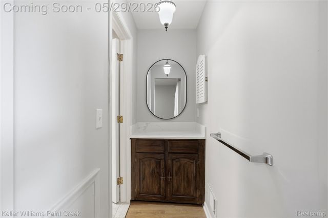 42003 Toddmark Lane, Clinton Charter Township, MI 48038