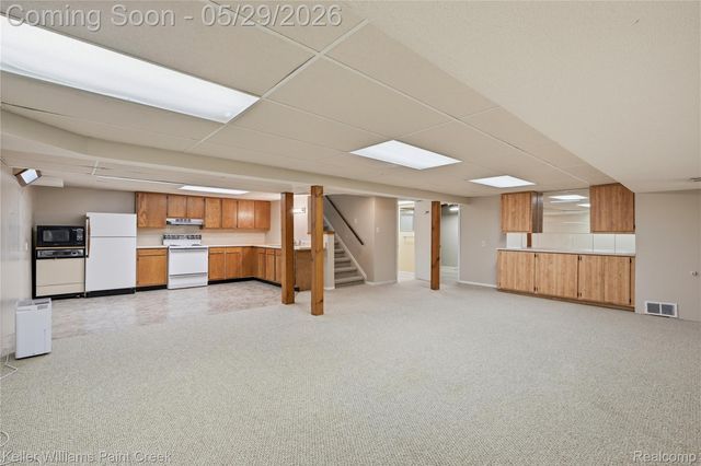 42003 Toddmark Lane, Clinton Charter Township, MI 48038