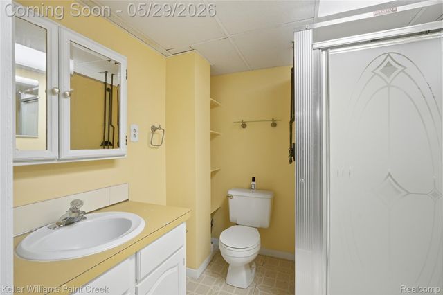 42003 Toddmark Lane, Clinton Charter Township, MI 48038