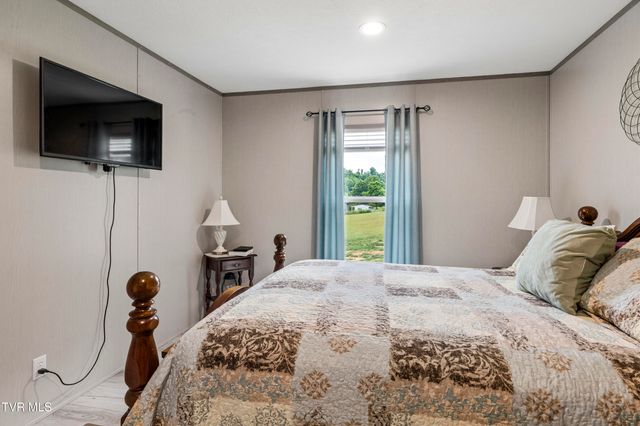 207 Sugar Hollow Road, Jonesborough, TN 37659
