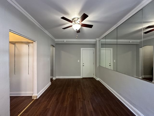 661 W Sheridan Road 208, Chicago, IL 60613