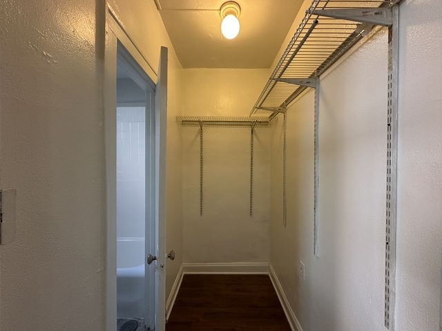 661 W Sheridan Road 208, Chicago, IL 60613