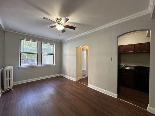 661 W Sheridan Road 208, Chicago, IL 60613