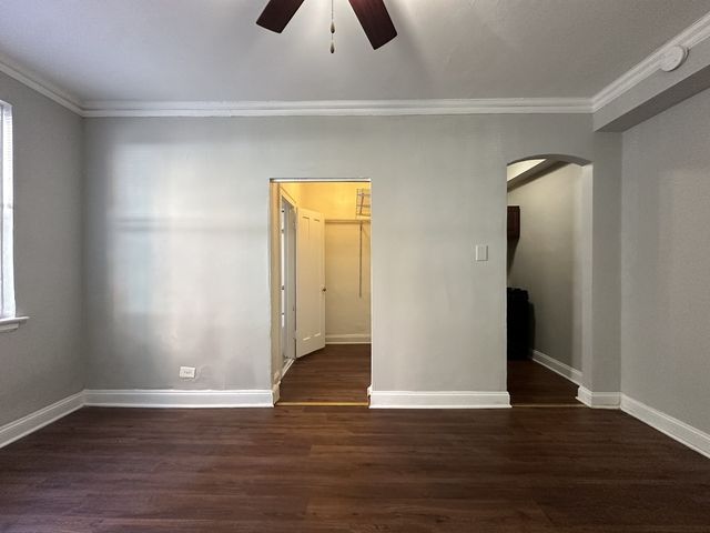 661 W Sheridan Road 208, Chicago, IL 60613