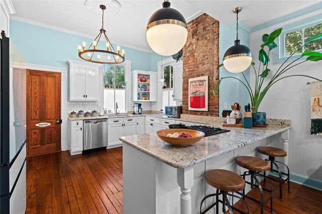 73 Ann Street S, Mobile, AL 36604
