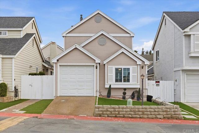 353 61St Street, San Diego, CA 92114