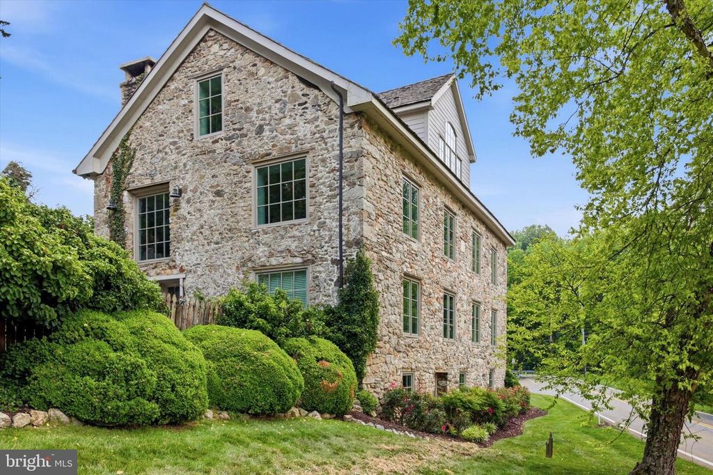 182 WATSON MILL RD, Landenberg, PA 19350