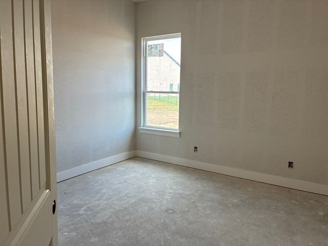 12404 Delta Court, Krum, TX 76249