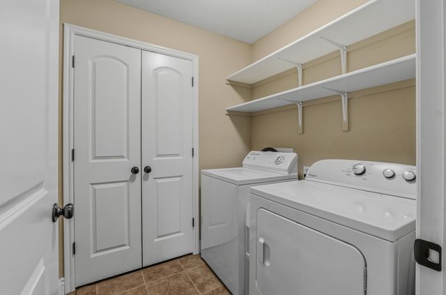 29 N GRACE LN 103, Columbia, MO 65201