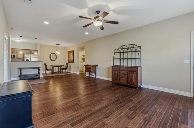 29 N GRACE LN 103, Columbia, MO 65201