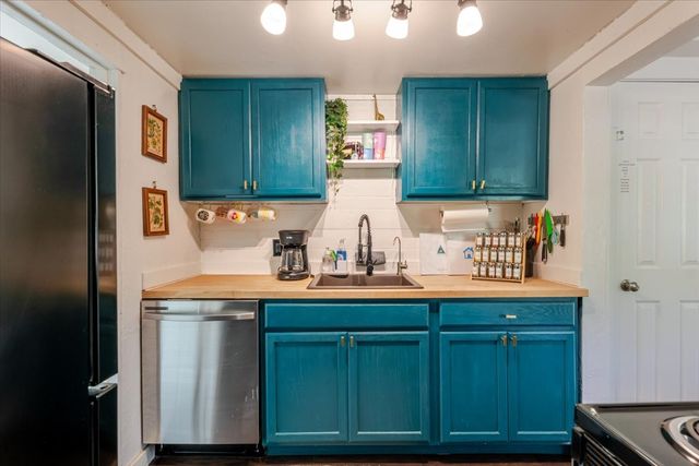 500 Gemini Court, Granbury, TX 76049