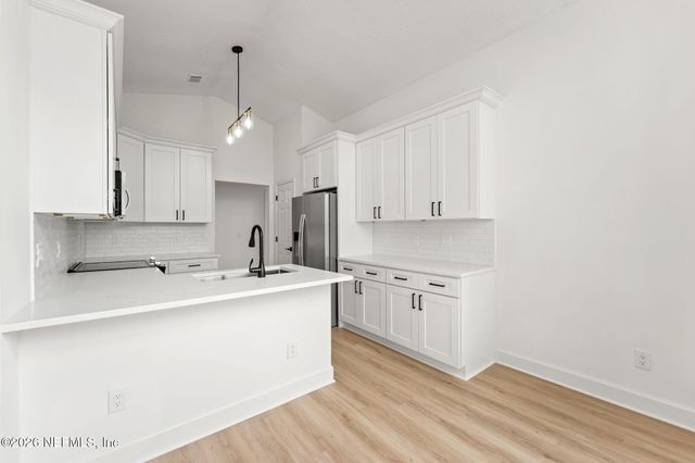 15738 NORTHSIDE Drive E, Jacksonville, FL 32218