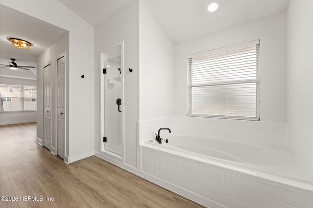 15738 NORTHSIDE Drive E, Jacksonville, FL 32218