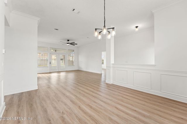 15738 NORTHSIDE Drive E, Jacksonville, FL 32218