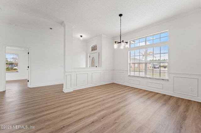 15738 NORTHSIDE Drive E, Jacksonville, FL 32218